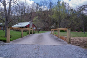 Cabins Across The Creek Creekside Haven